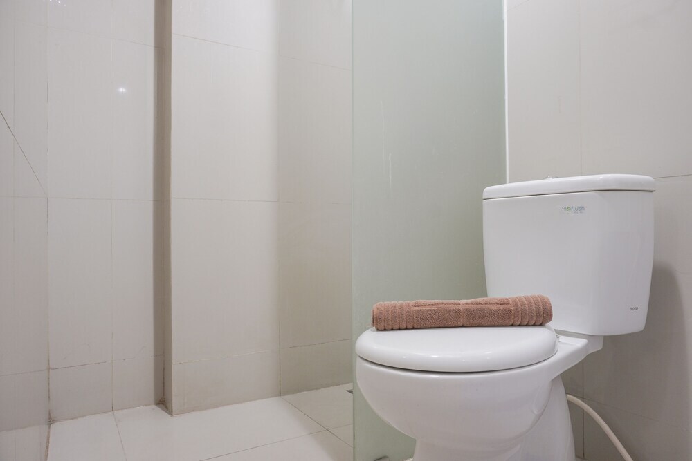 Тангеранг: Cozy 1Br Apartment Tree Park City Bsd