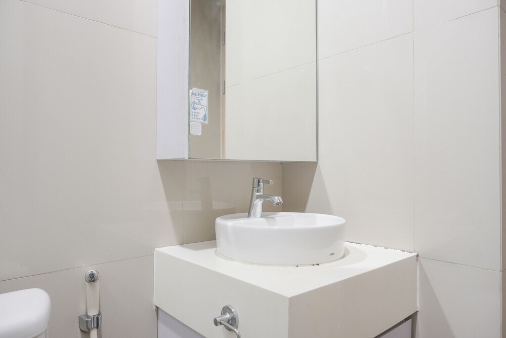 Тангеранг: Cozy 1Br Apartment Tree Park City Bsd