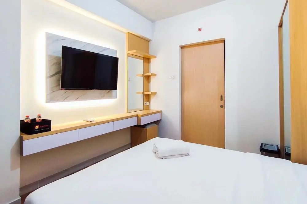 Семаранг: Comfort And Simply 1Br At The Alton Apartment