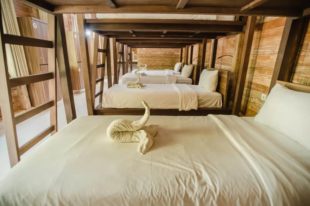 Пенида: Acala hostel