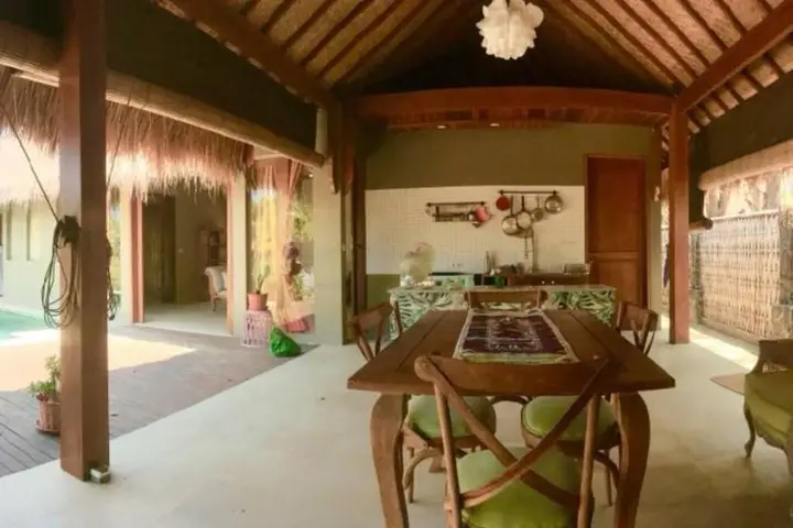 Гили Аир: Estate-like Luxury Pool Villa in Gili Air