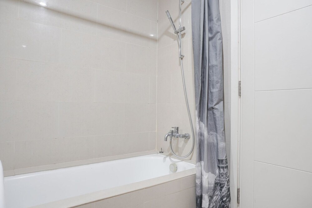 Джакарта: Stunning And Comfortable 3Br Apartment Casa Grande Residence