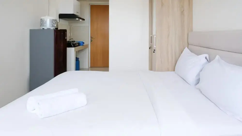 Сурабая: Cozy Stay Studio At Puncak Permai Apartment