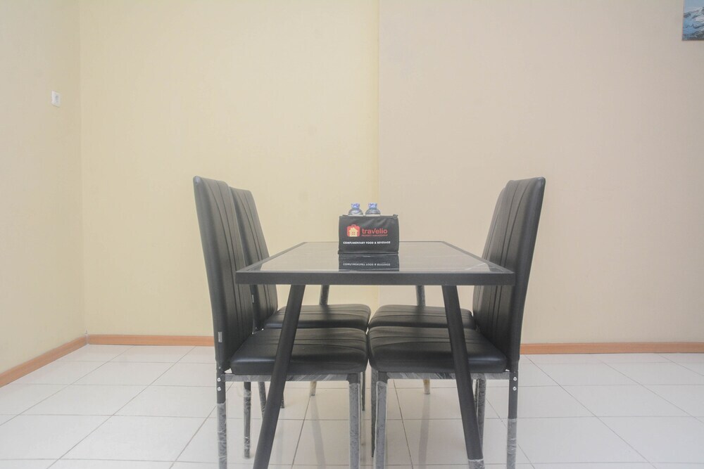 Джакарта: Comfort And Elegant 2Br At Grand Palace Kemayoran Apartment
