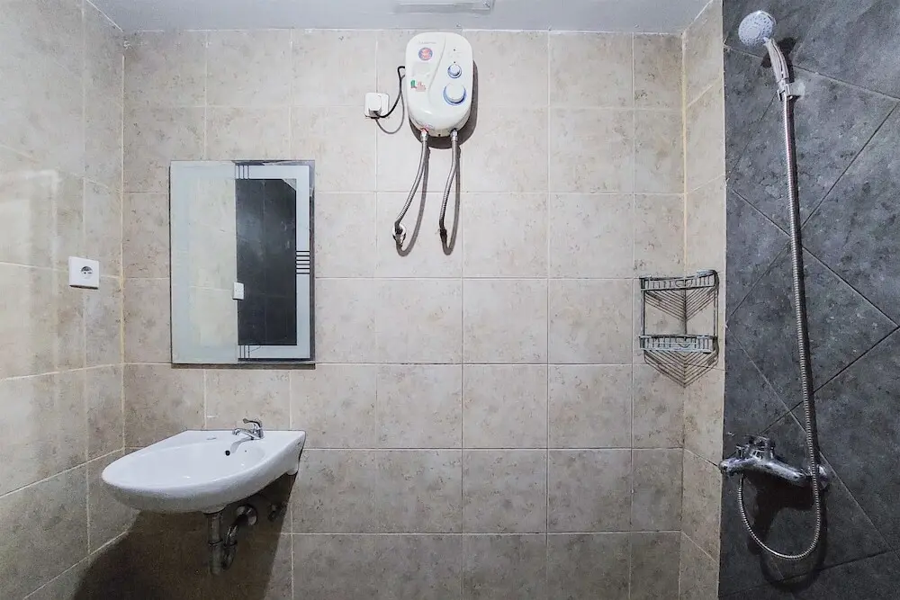 Тангеранг: Comfort And Simply Look 2Br At Great Western Apartment