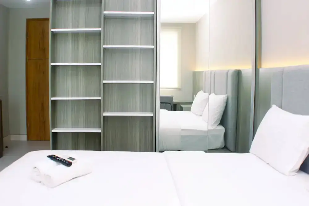 Бекаси: Comfy Studio Apartment At Gateway Park Lrt City