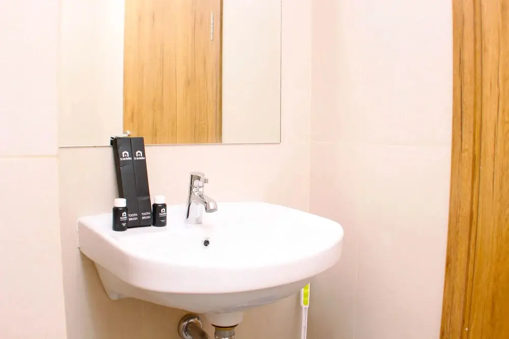 Бекаси: Comfy Studio Apartment At Gateway Park Lrt City