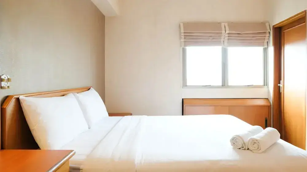 Сурабая: Extra Spacious And Homey 2Br At Kondominium Puncak Marina Apartment