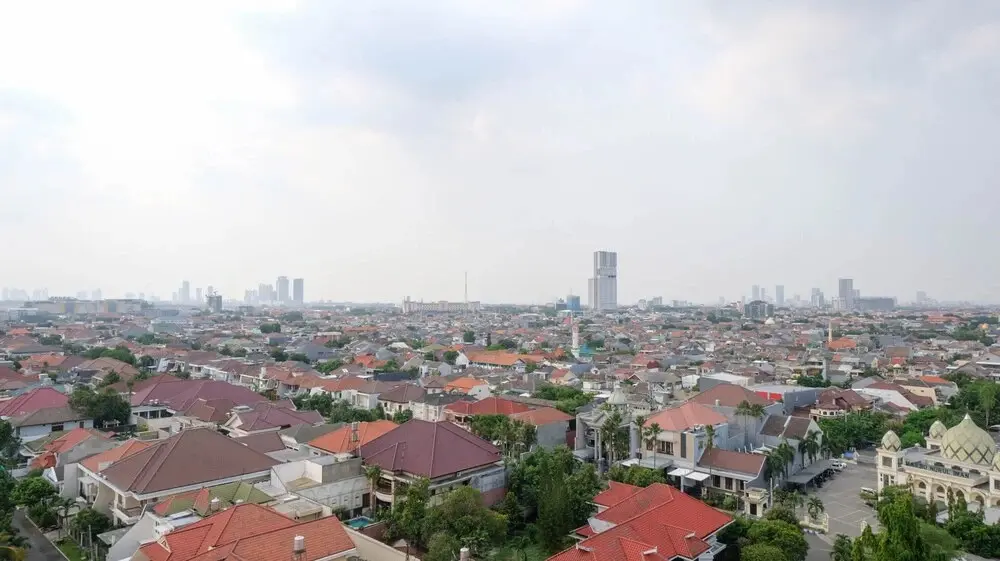 Сурабая: Extra Spacious And Homey 2Br At Kondominium Puncak Marina Apartment