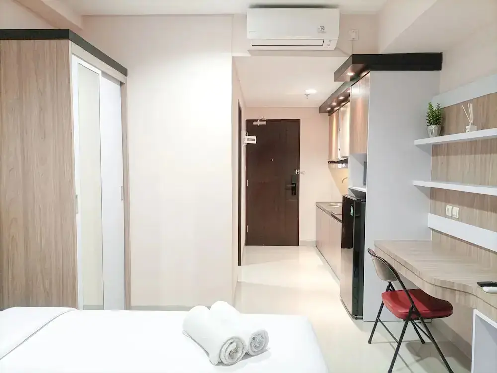 Ngaglik: Elegant And Comfortable Studio Patraland Amarta Apartment