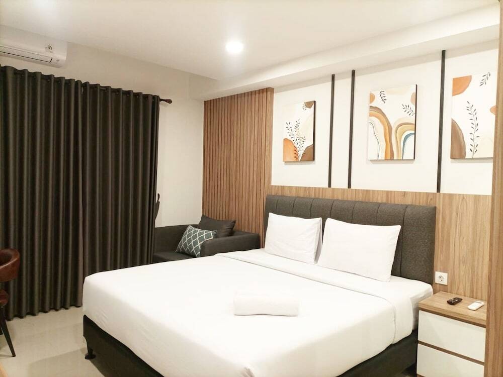 Ngaglik: Comfort And Simply Look Studio Room At Mataram City Apartment