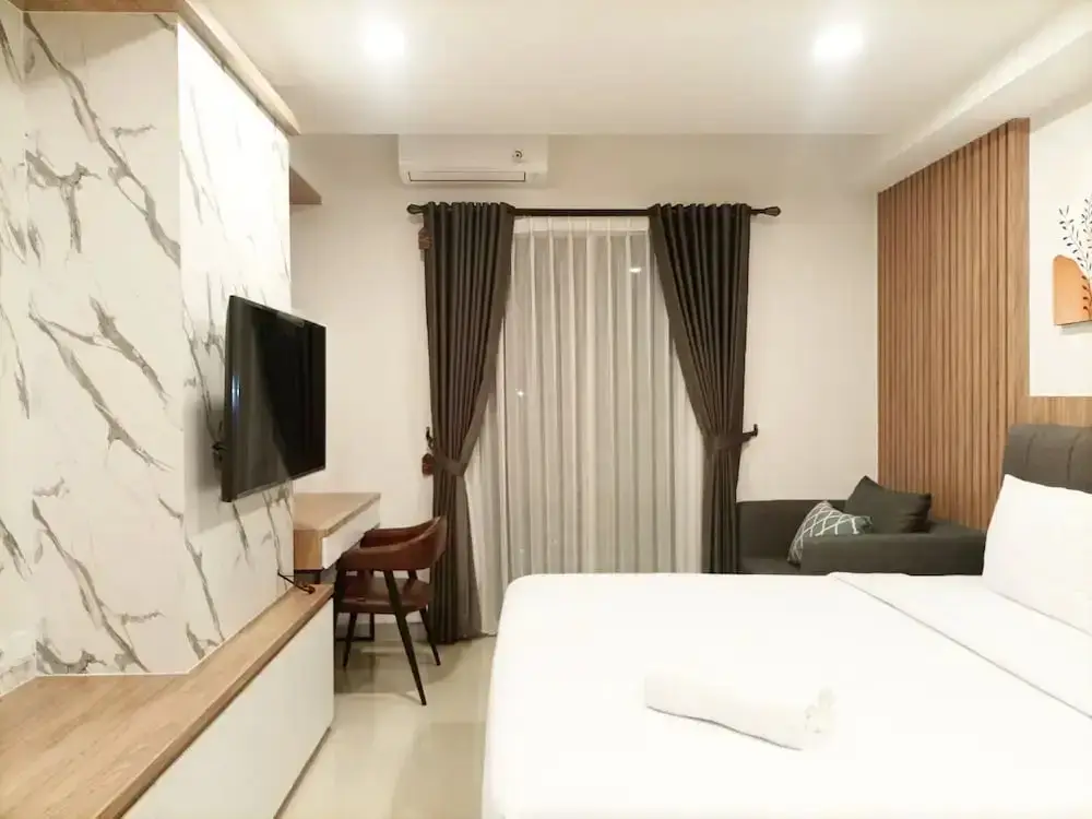 Ngaglik: Comfort And Simply Look Studio Room At Mataram City Apartment