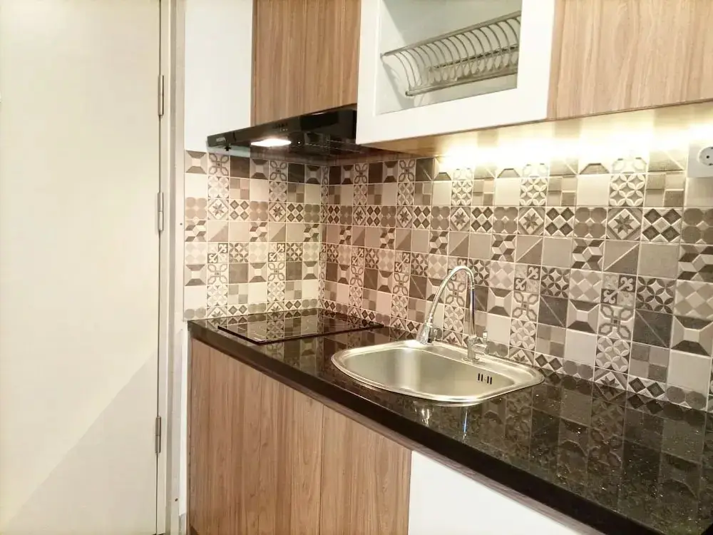 Ngaglik: Comfort And Simply Look Studio Room At Mataram City Apartment