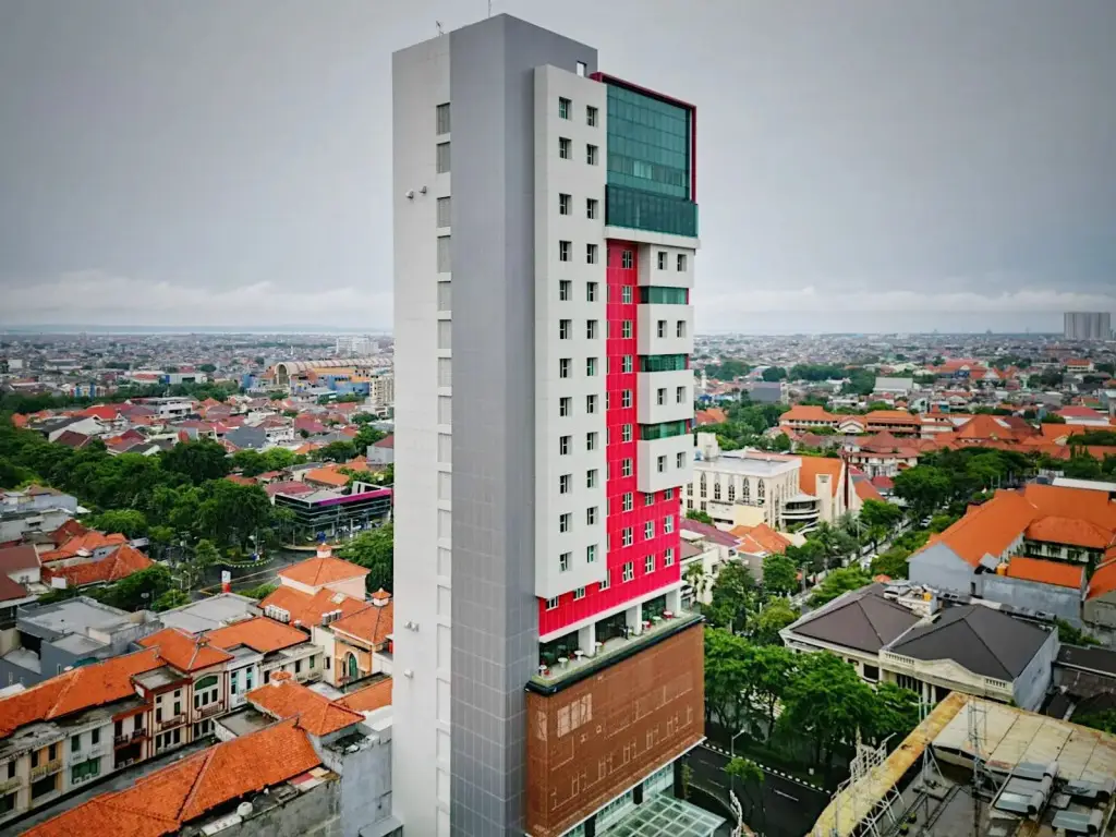Сурабая: Leedon Hotel & Suites Surabaya