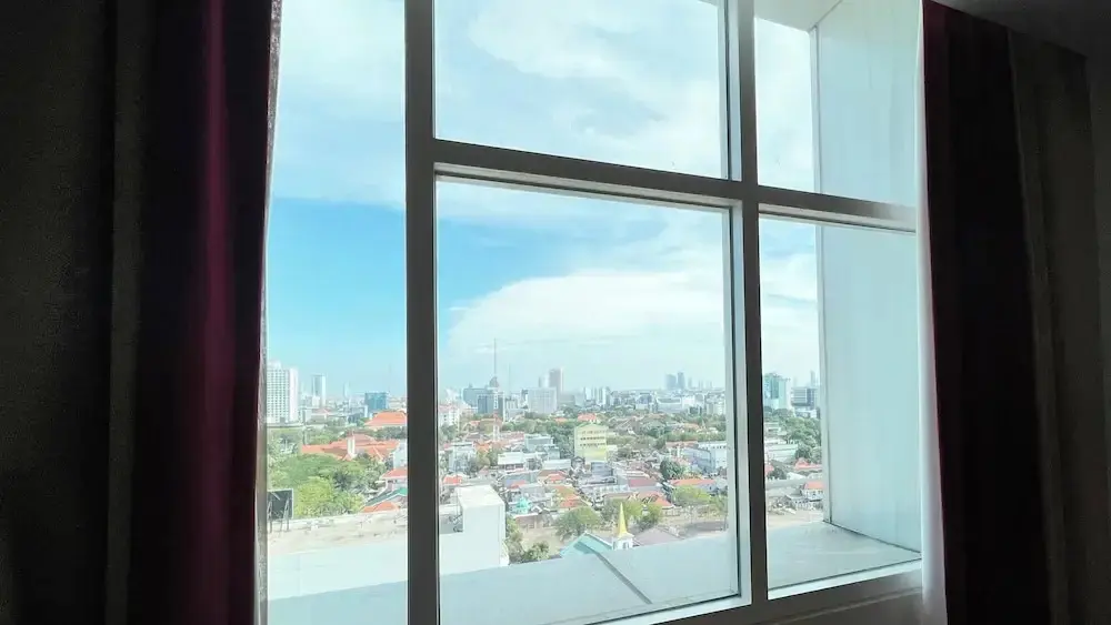 Сурабая: Leedon Hotel & Suites Surabaya