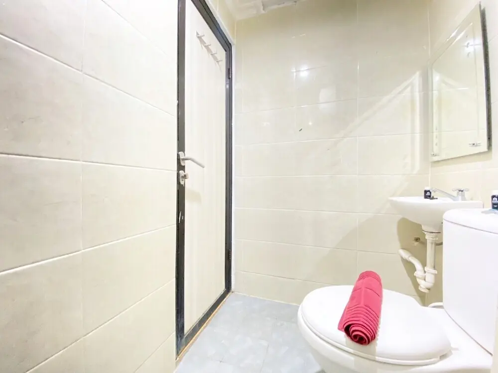 Бандунг: Good Studio Apartment At Grand Asia Afrika