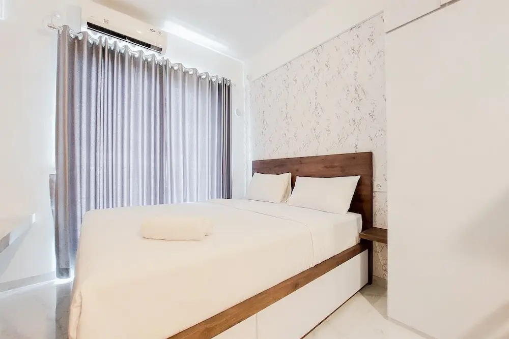 Legok: Comfy And New Studio At Sky House Bsd Apartment