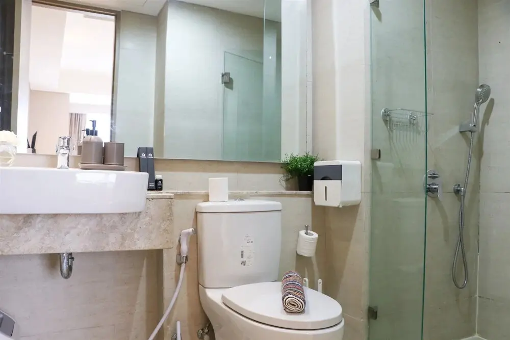 Джакарта: Modern Look And Comfortable 1Br Gold Coast Apartment Pik