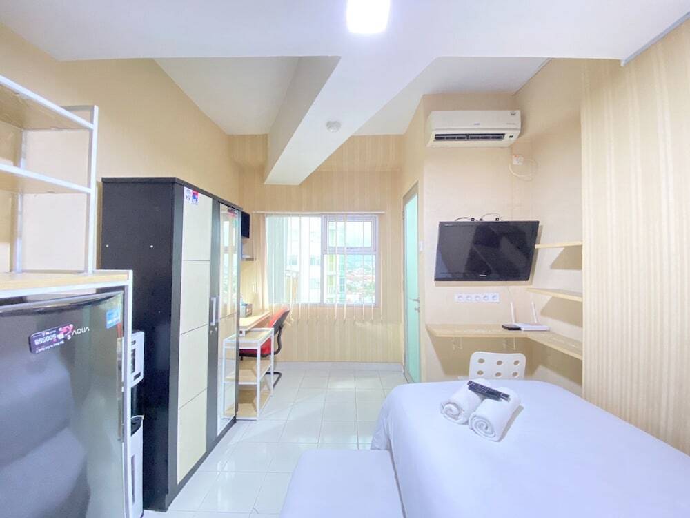 Сумеданг: Simply Homey Studio at Stanford Jatinangor Apartment