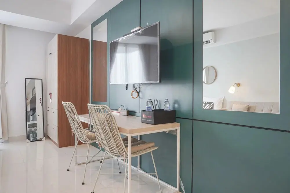 Джакарта: New And Homey Studio At West Vista Apartment