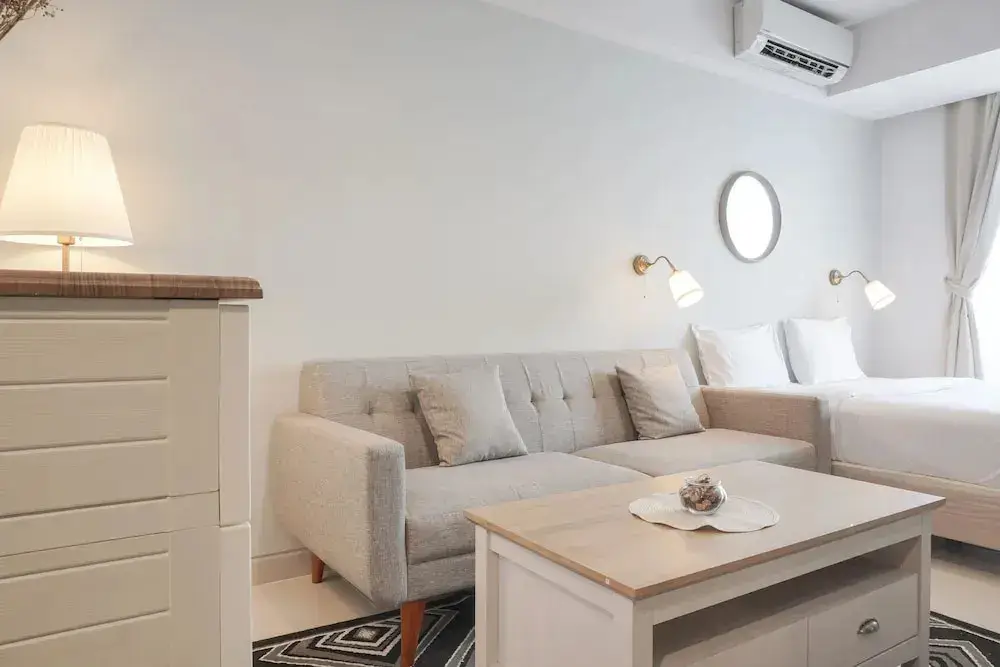 Джакарта: New And Homey Studio At West Vista Apartment