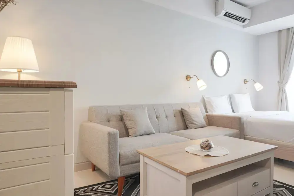 Джакарта: New And Homey Studio At West Vista Apartment