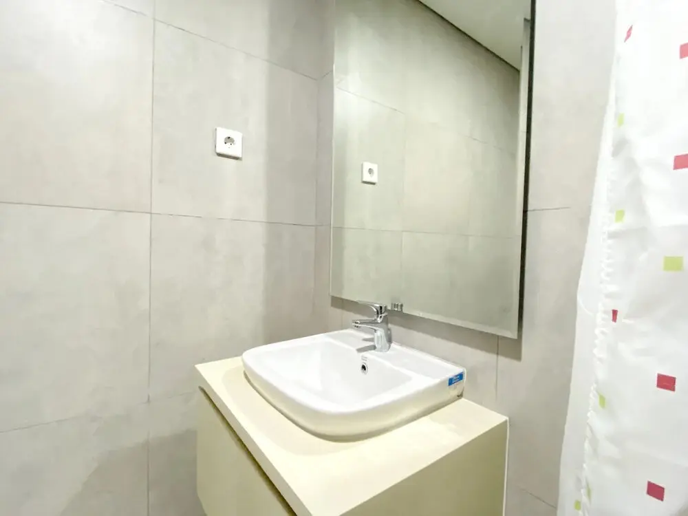 Чикаранг: Simple And Cozy Studio Room At Pollux Chadstone Apartment