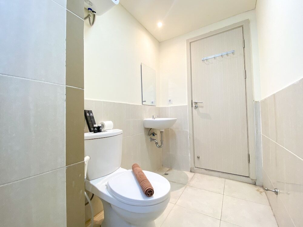 Сибату: Fully Furnished And Homey 3Br At Meikarta Apartment