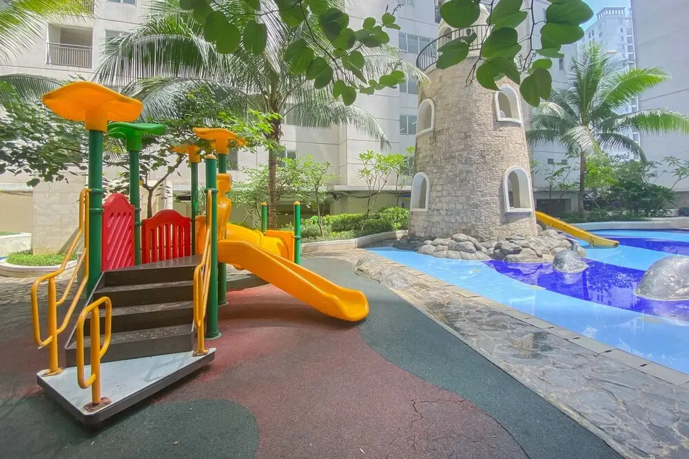 Джакарта: Minimalist And Good Deal 2Br At Bassura City Apartment