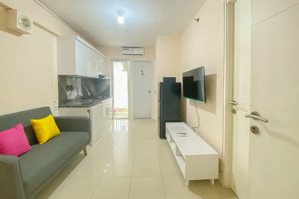 Джакарта: Minimalist And Good Deal 2Br At Bassura City Apartment