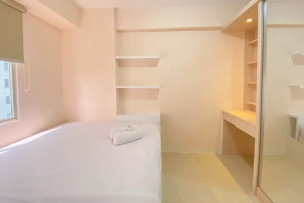 Джакарта: Minimalist And Good Deal 2Br At Bassura City Apartment