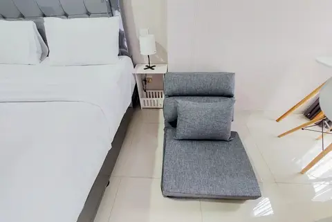 Nice And Elegant Studio Near Campus At Pacific Garden Alam Sutera Apartment — фото 1