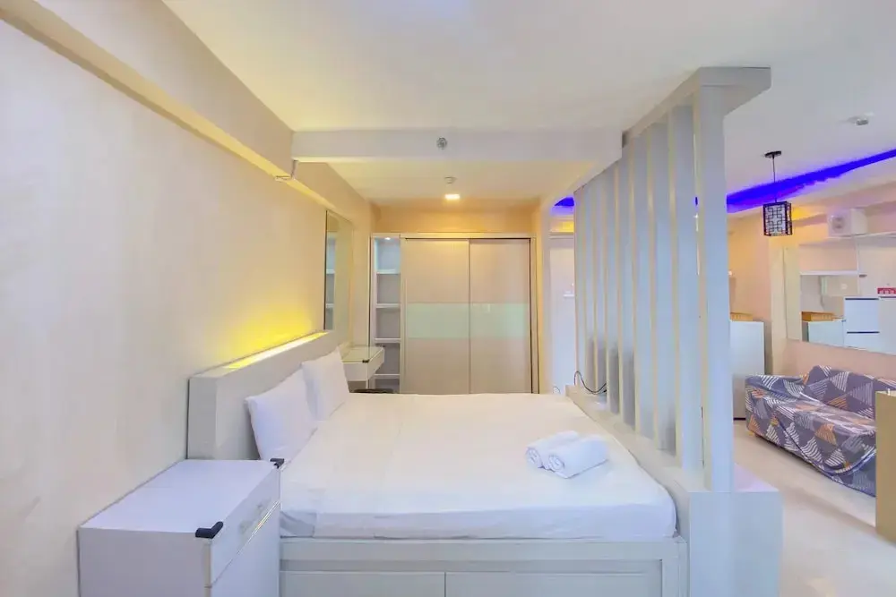 Джакарта: Best Deal And Spacious Studio At Bassura City Apartment