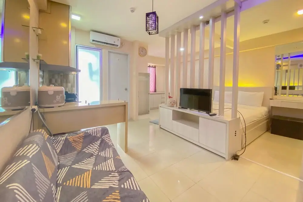 Джакарта: Best Deal And Spacious Studio At Bassura City Apartment