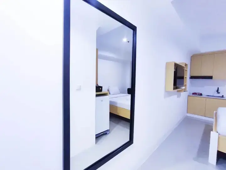 Семаранг: Cozy Studio At 9Th Floor Paltrow City Apartment
