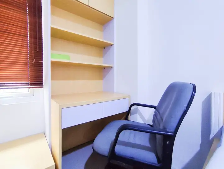 Семаранг: Cozy Studio At 9Th Floor Paltrow City Apartment