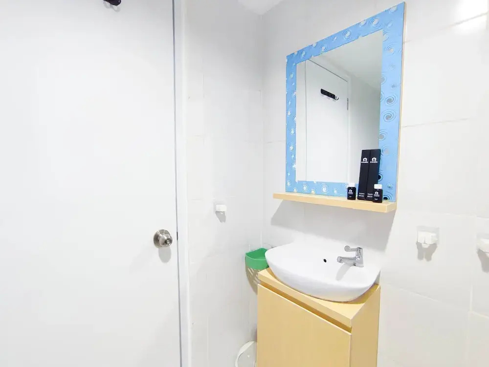 Семаранг: Cozy Studio At 9Th Floor Paltrow City Apartment
