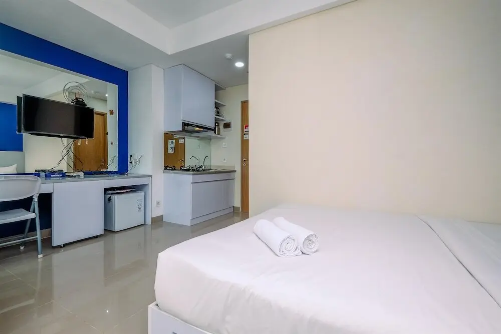 Legok: Elegant Studio Apartment At B Residence Near Aeon Mall
