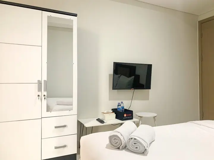 Джакарта: Comfort 1Br At Gold Coast Apartment