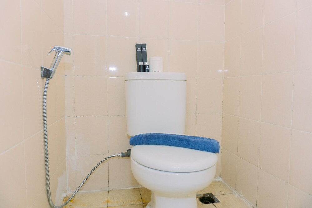Южный Тангеранг: Restful And Simply 2Br At Sky View Apartment