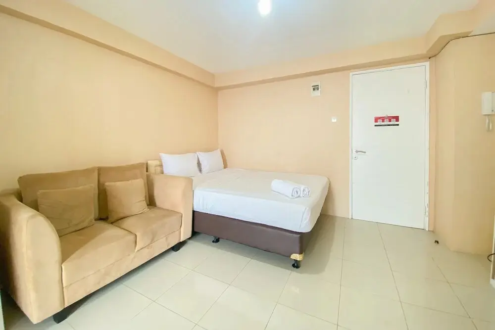 Джакарта: Cozy Studio At 30Th Floor Bassura City Apartment