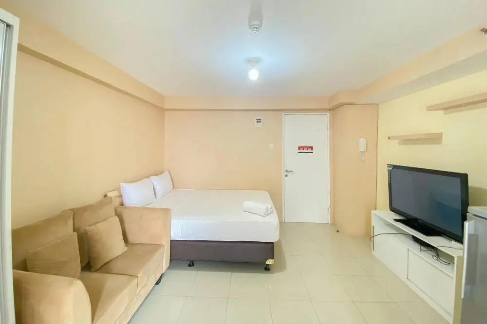Джакарта: Cozy Studio At 30Th Floor Bassura City Apartment