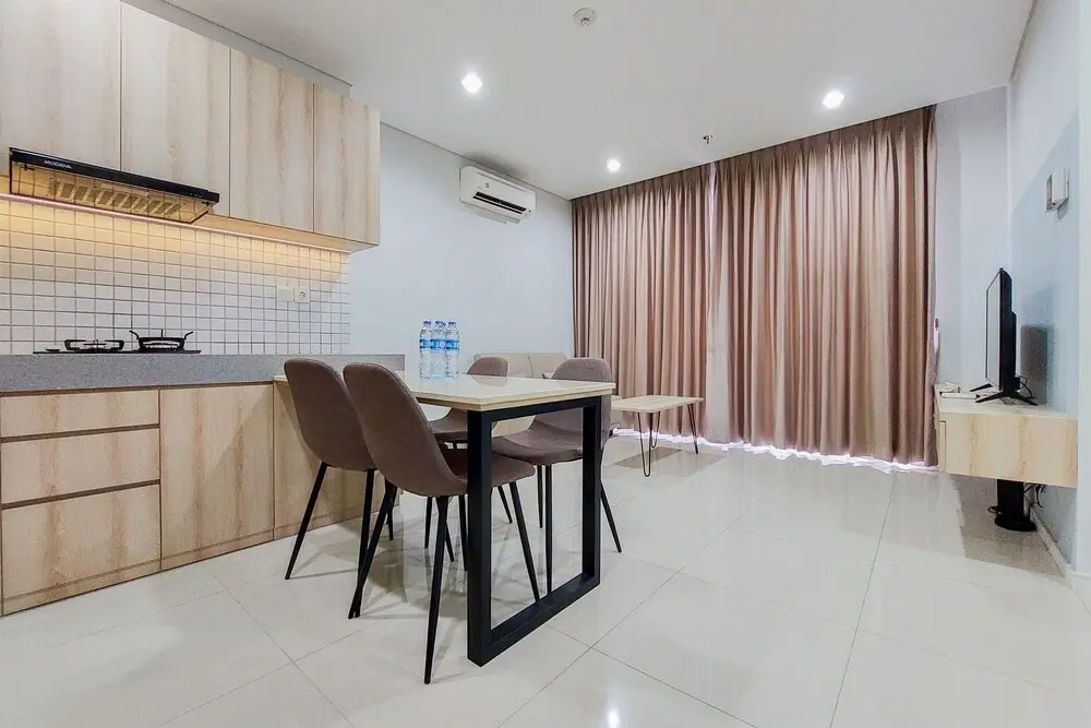 Тангеранг: Furnished 2Br With Extra Bedroom And Balcony At Paddington Heights Apartment