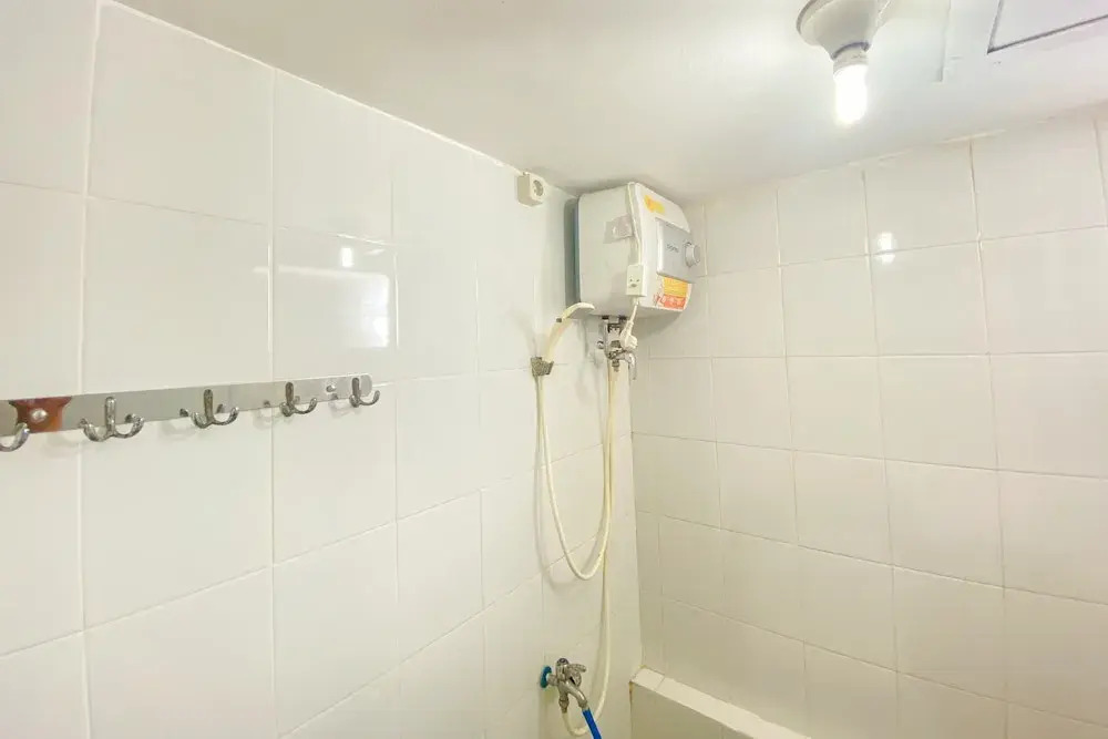 Джакарта: Comfortable And Strategic 2Br At Bassura City Apartment