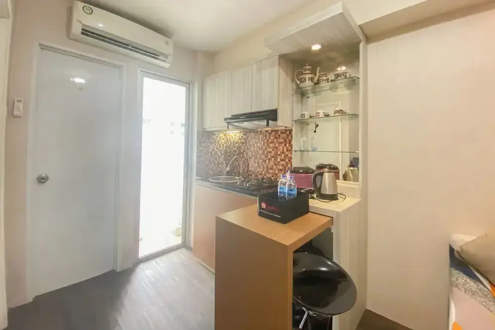 Джакарта: Comfortable And Strategic 2Br At Bassura City Apartment