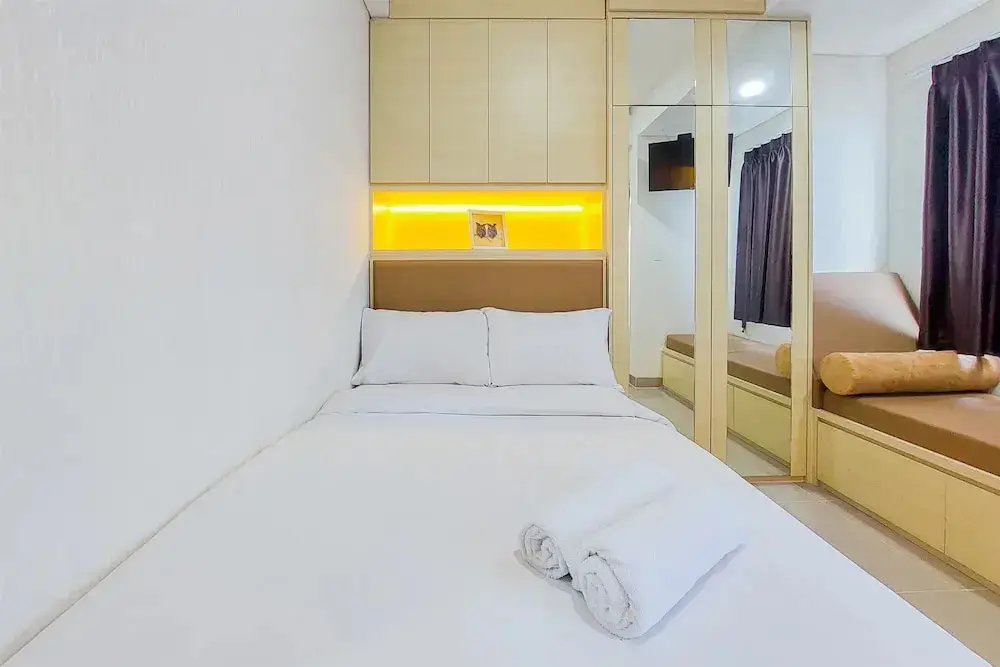 Legok: Cozy And Simply Look Studio Room Apartment At B Residence
