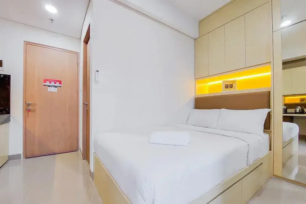 Legok: Cozy And Simply Look Studio Room Apartment At B Residence