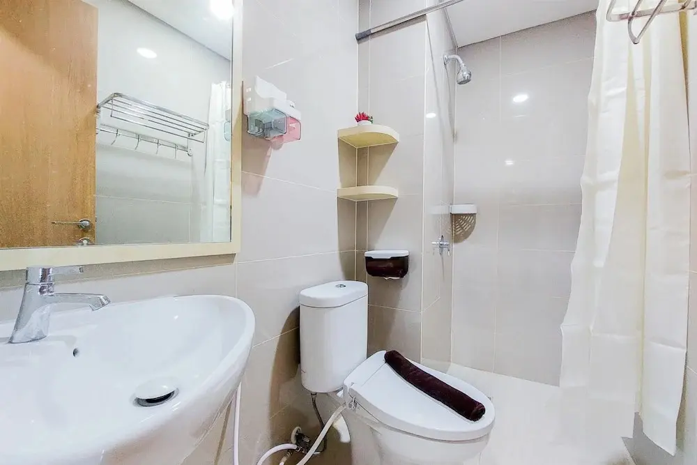 Legok: Cozy And Simply Look Studio Room Apartment At B Residence