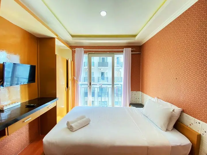 Бандунг: Cozy Studio At Grand Asia Afrika Apartment