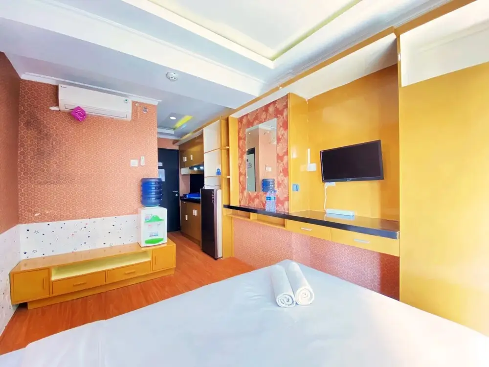 Бандунг: Cozy Studio At Grand Asia Afrika Apartment